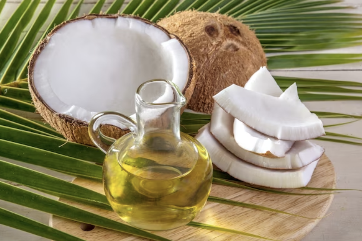 Manfaat Minyak Kelapa