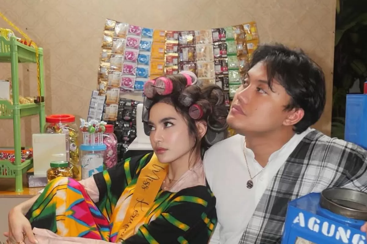 Gaya Unik Ultah Mahalini