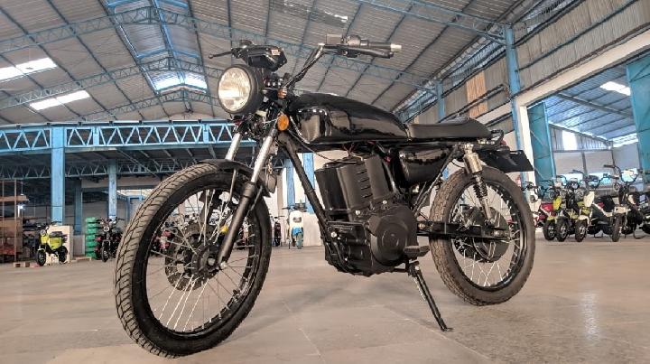 Motor Listrik Retro