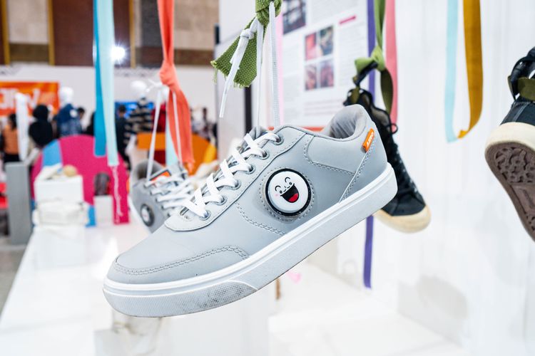 Mengapa Bisnis Distributor Sepatu Menarik