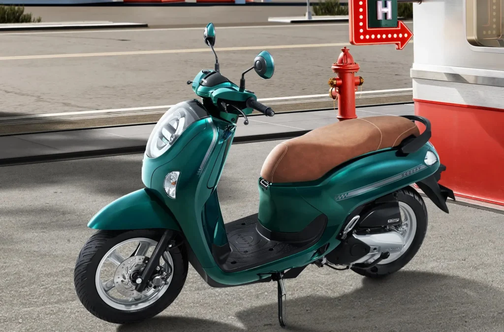 Desain Sporty yang Membuat Scoopy Terlihat Berbeda